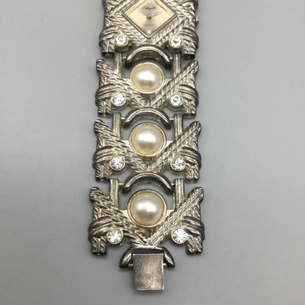 Lafayette Womens Watch 35mm Silver Tone Faux Pearl Crystals New Battery 6.25